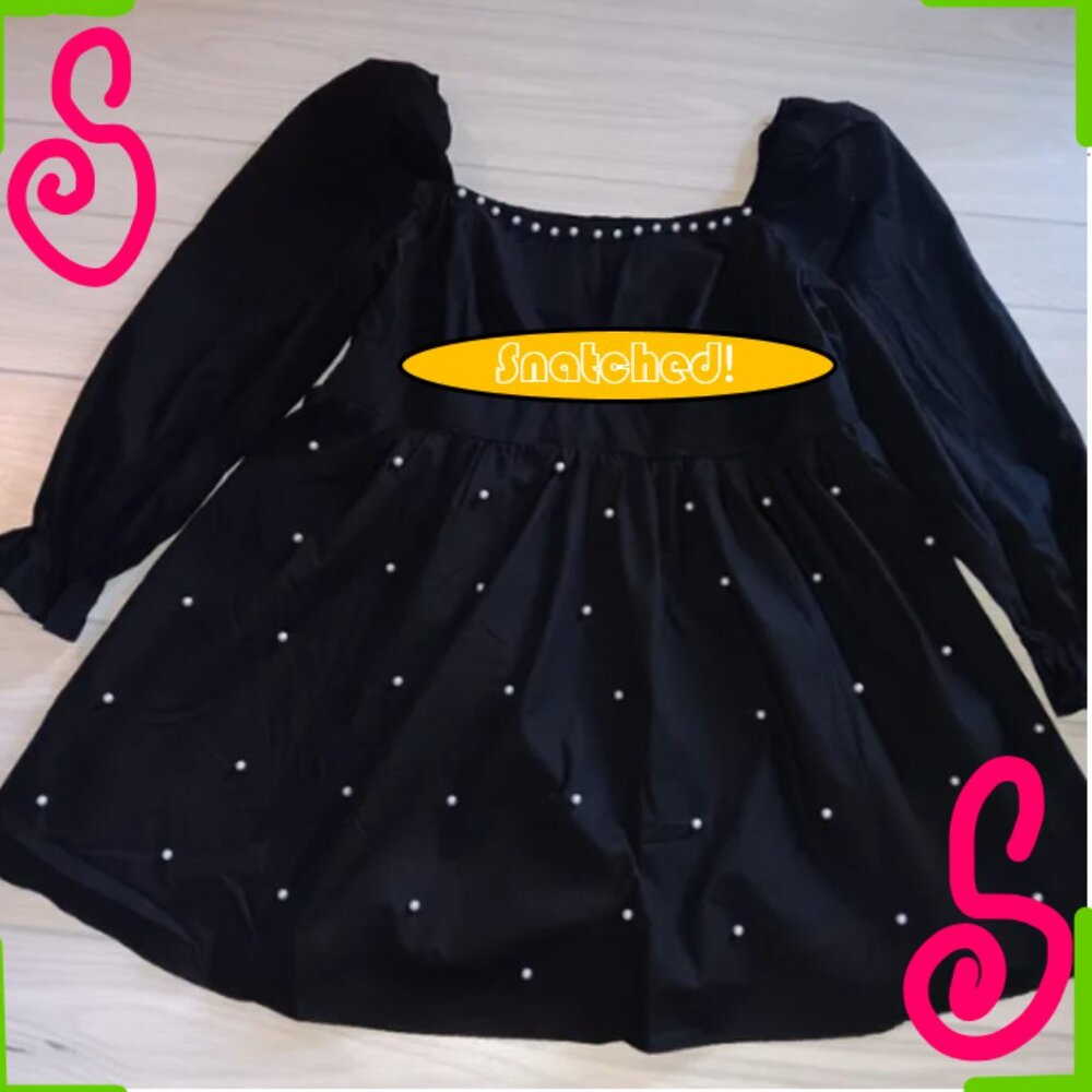 Plus size Pearl's Beaded Square Neck Flare Sleeve Dress